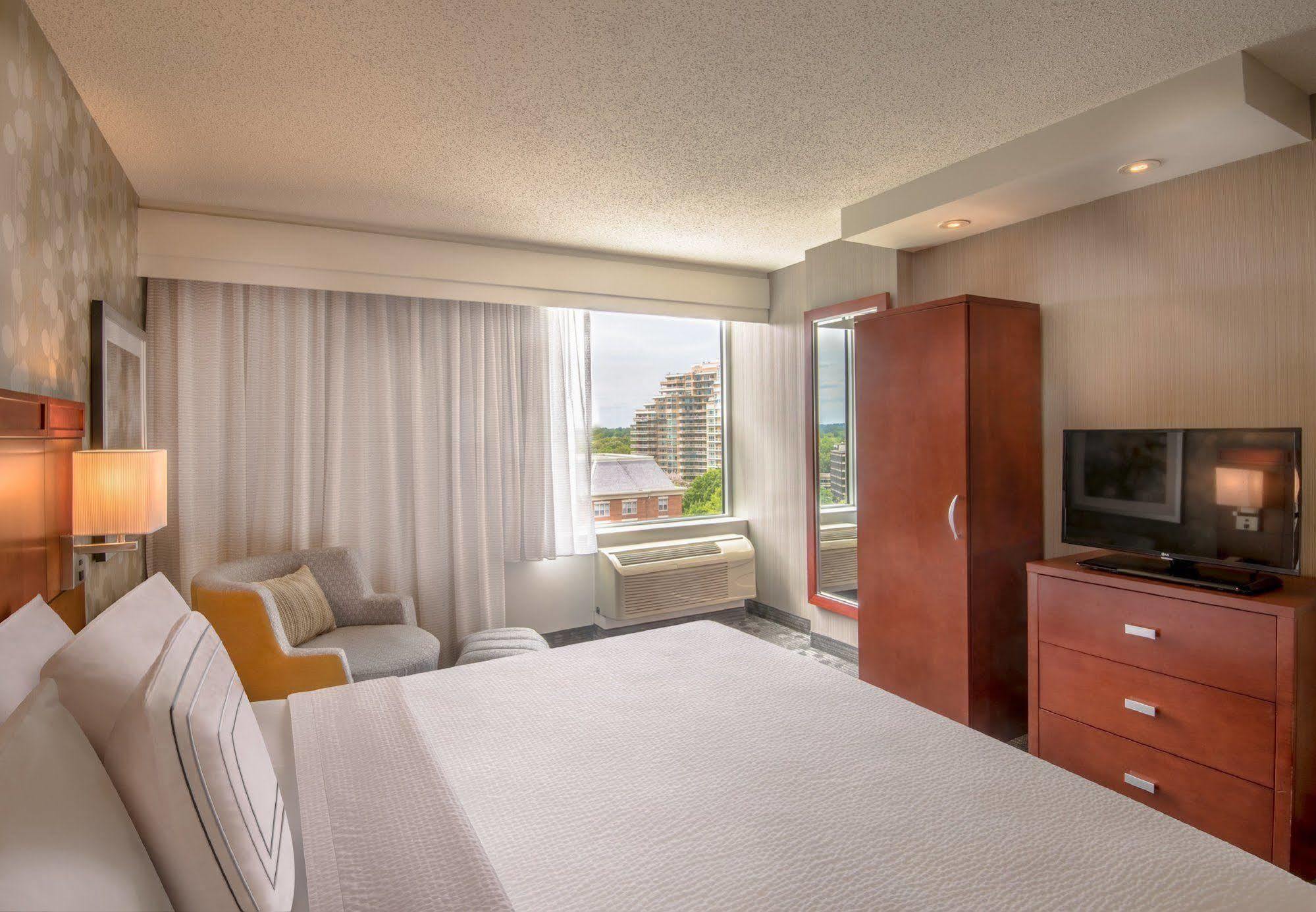 Courtyard By Marriott Bethesda Chevy Chase Hotel Luaran gambar